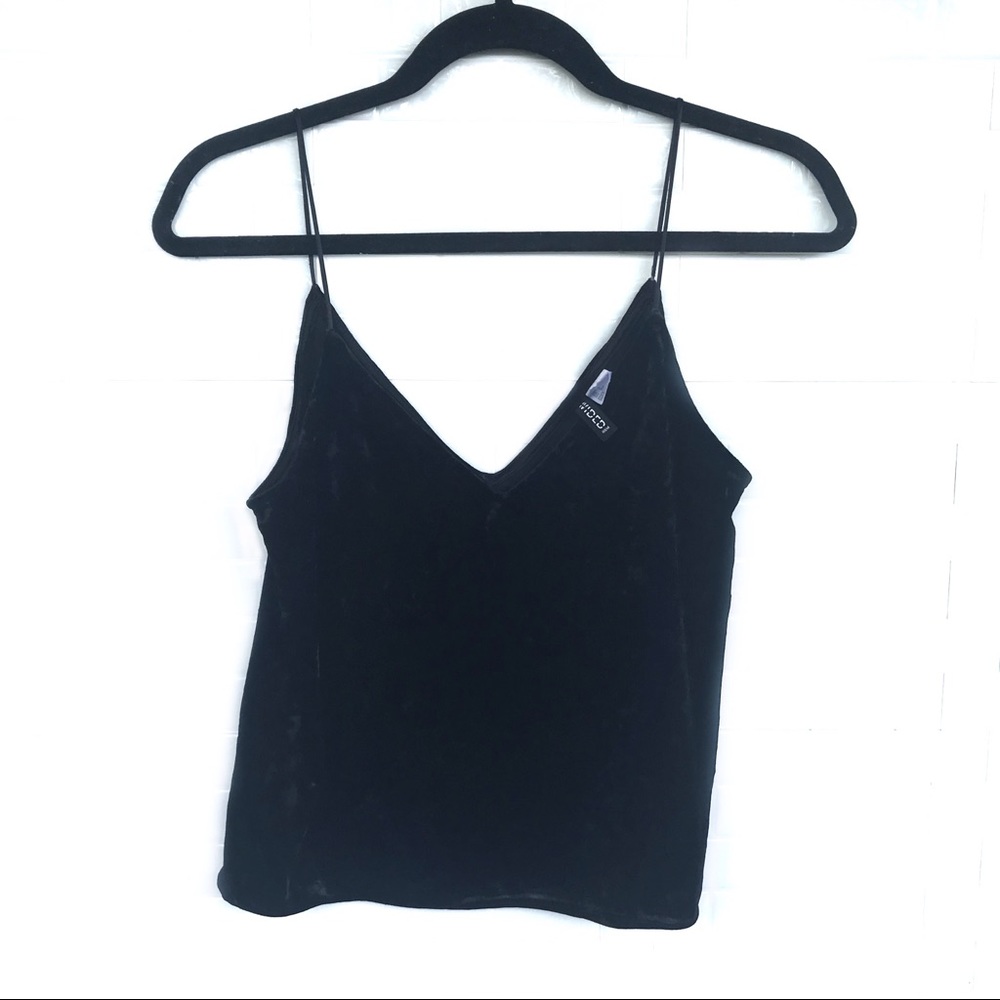 DIVIDED black crushed velvet tank top 90s